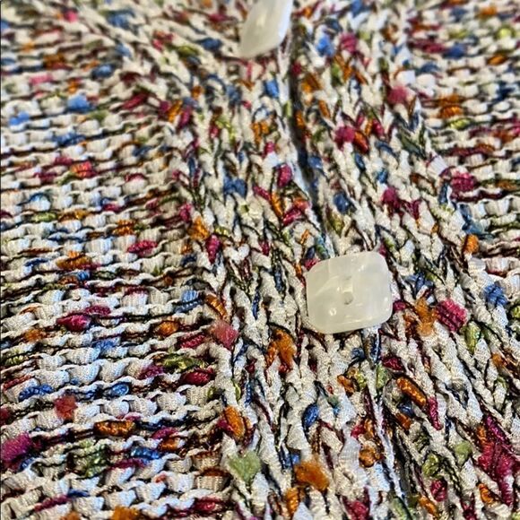 J H Collectibles Woman Chunky Knubby Button Sweater Size Large - Picture 8 of 9